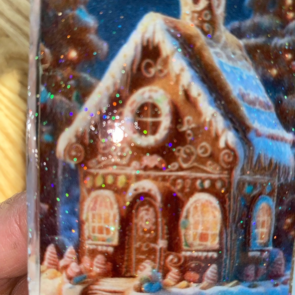 Gingerbread Nightlight - Picture 2 of 5